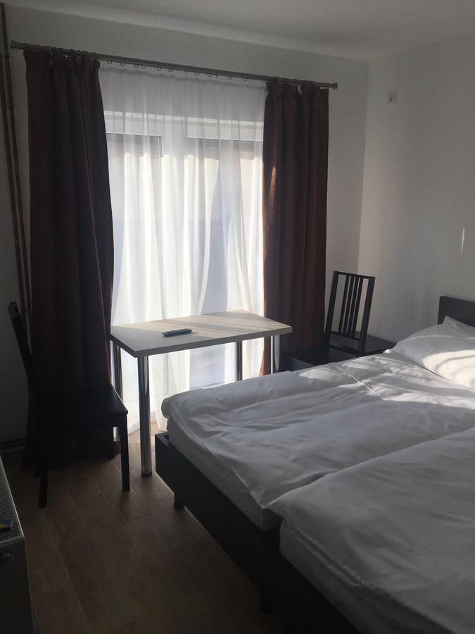 Mini-Hotel Megora ラーヒフ エクステリア 写真
